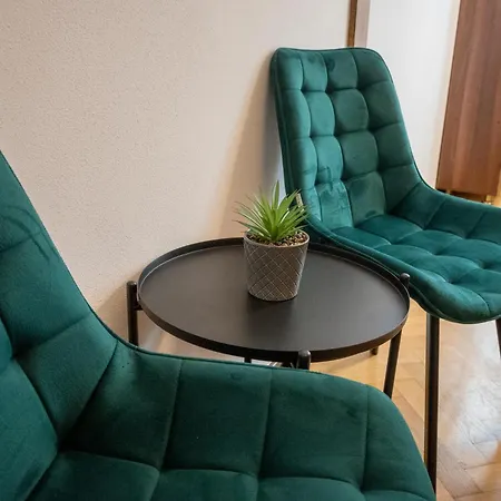 Honterus Ii By Kronstay Braşov