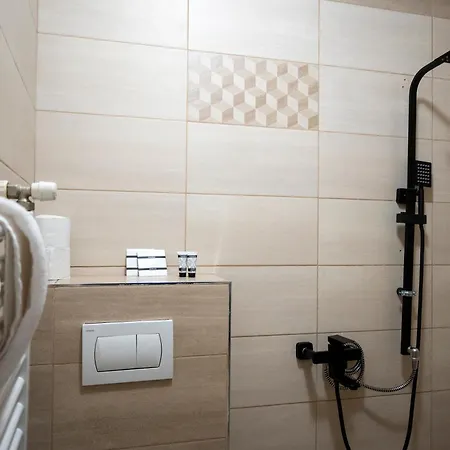 Honterus Ii By Kronstay Apartment Brasov