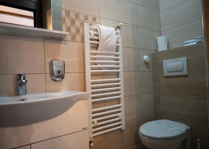 Honterus Ii By Kronstay Appartement